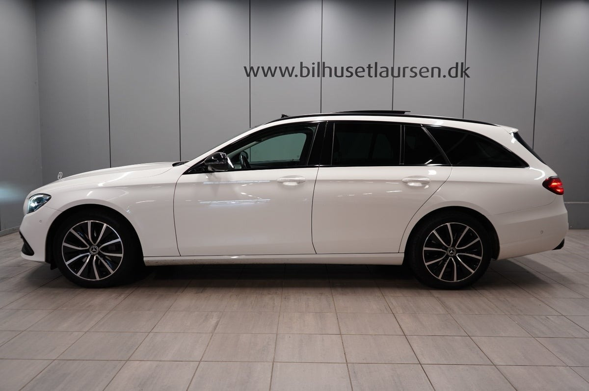 Hvid Mercedes E300 e fra 2021