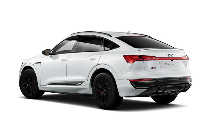 Gul Audi Q8 e-tron fra 2023