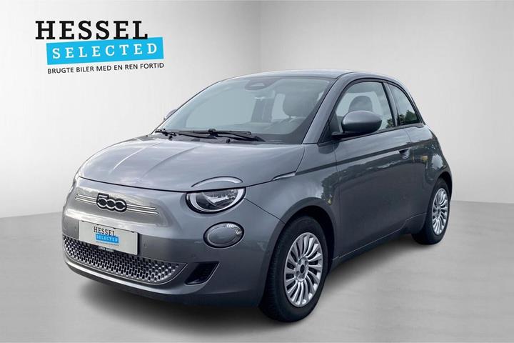 Grå Fiat 500e fra 2023