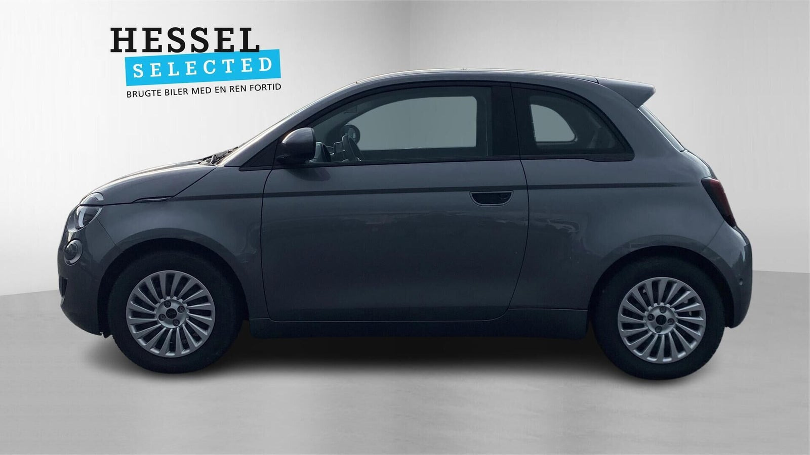 Grå Fiat 500e fra 2023