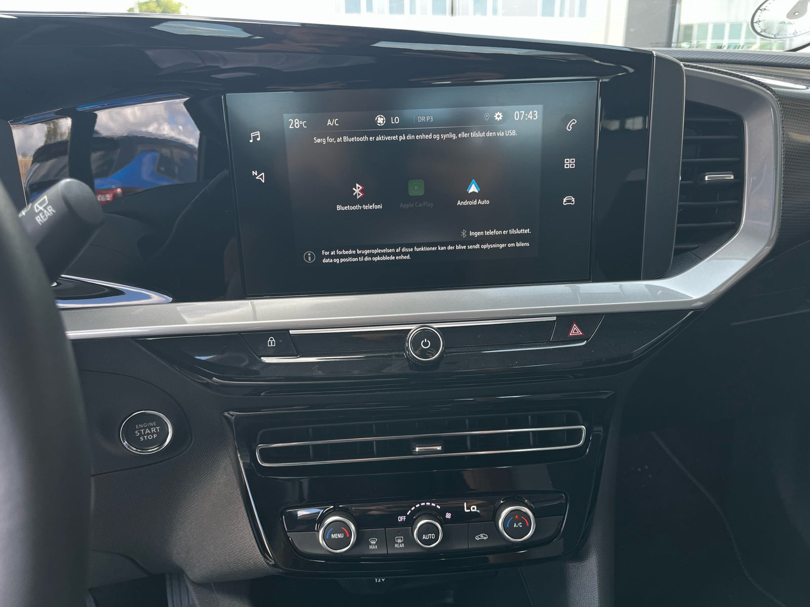 Sort Opel Mokka-e fra 2023