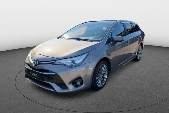 undefined Toyota Avensis fra 2015 set udefra