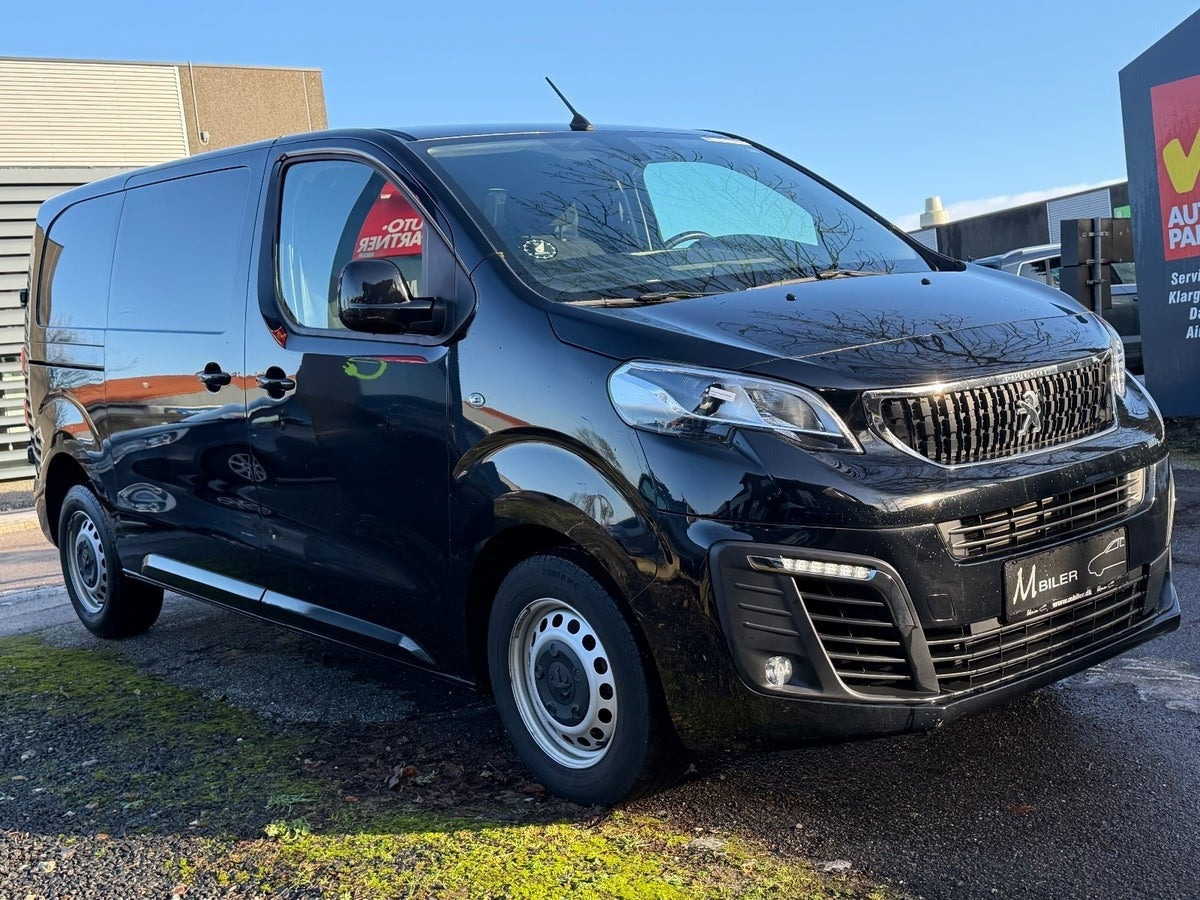Sort Peugeot Expert fra 2023