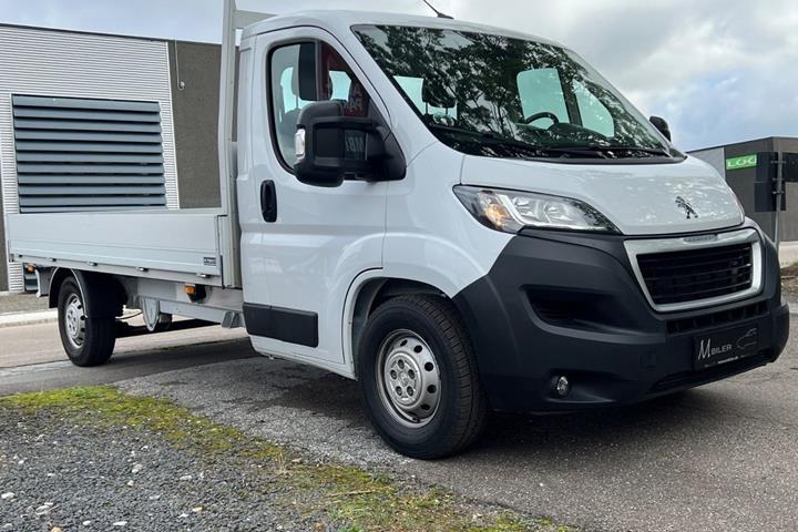 Hvid Peugeot Boxer 435 fra 2024