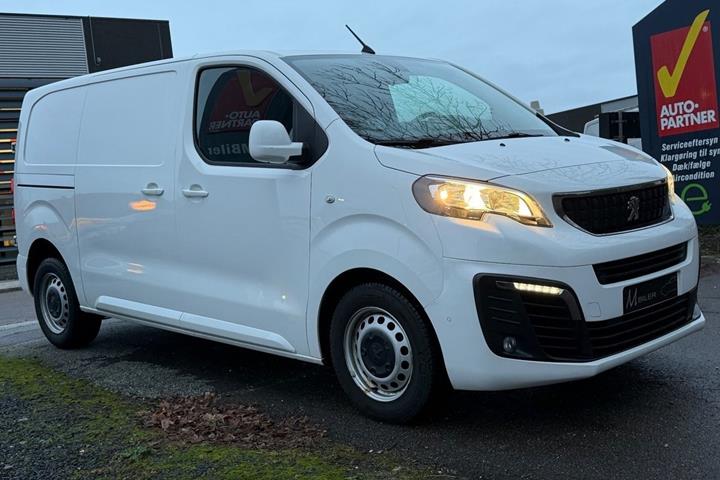 Hvid Peugeot Expert fra 2021