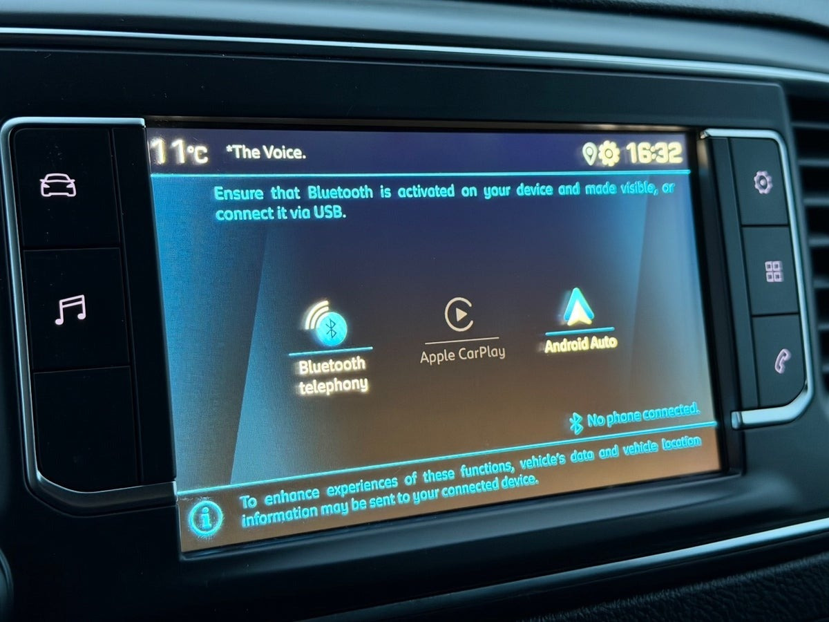Hvid Peugeot Expert fra 2021