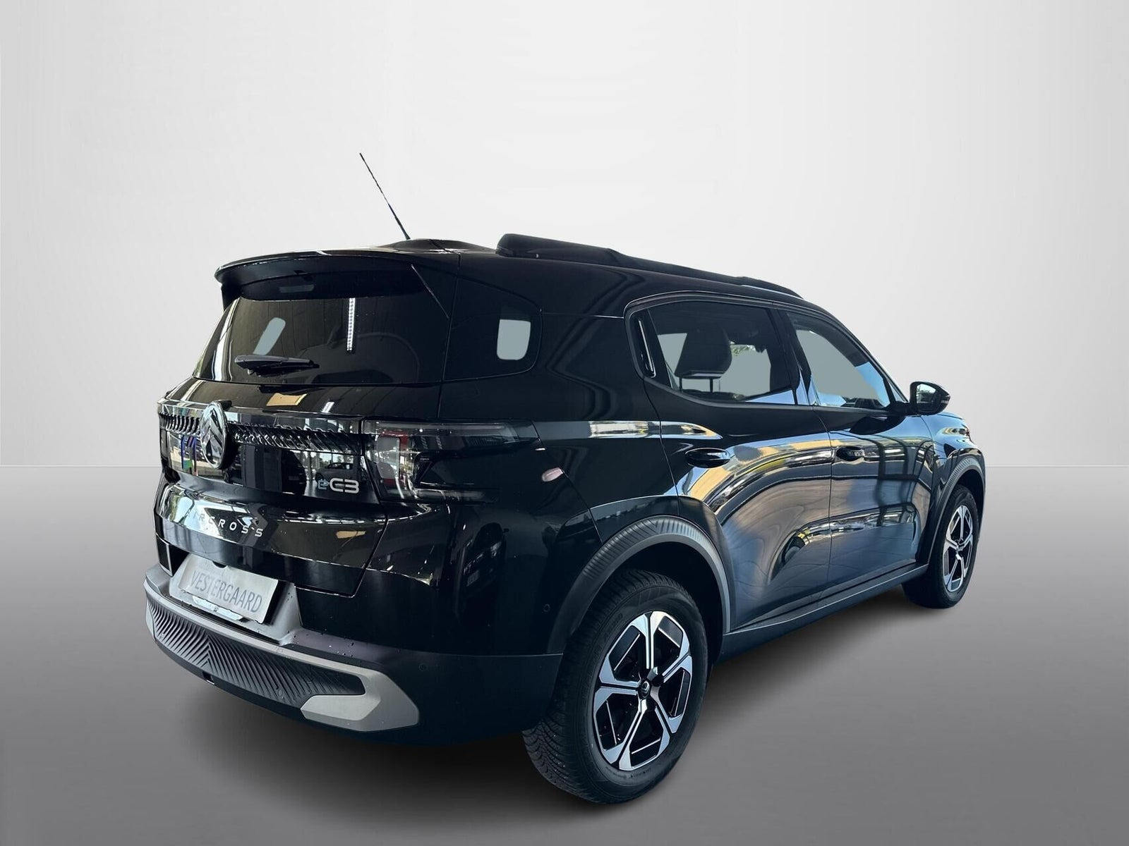 Sort Citroën e-C3 Aircross fra 2026