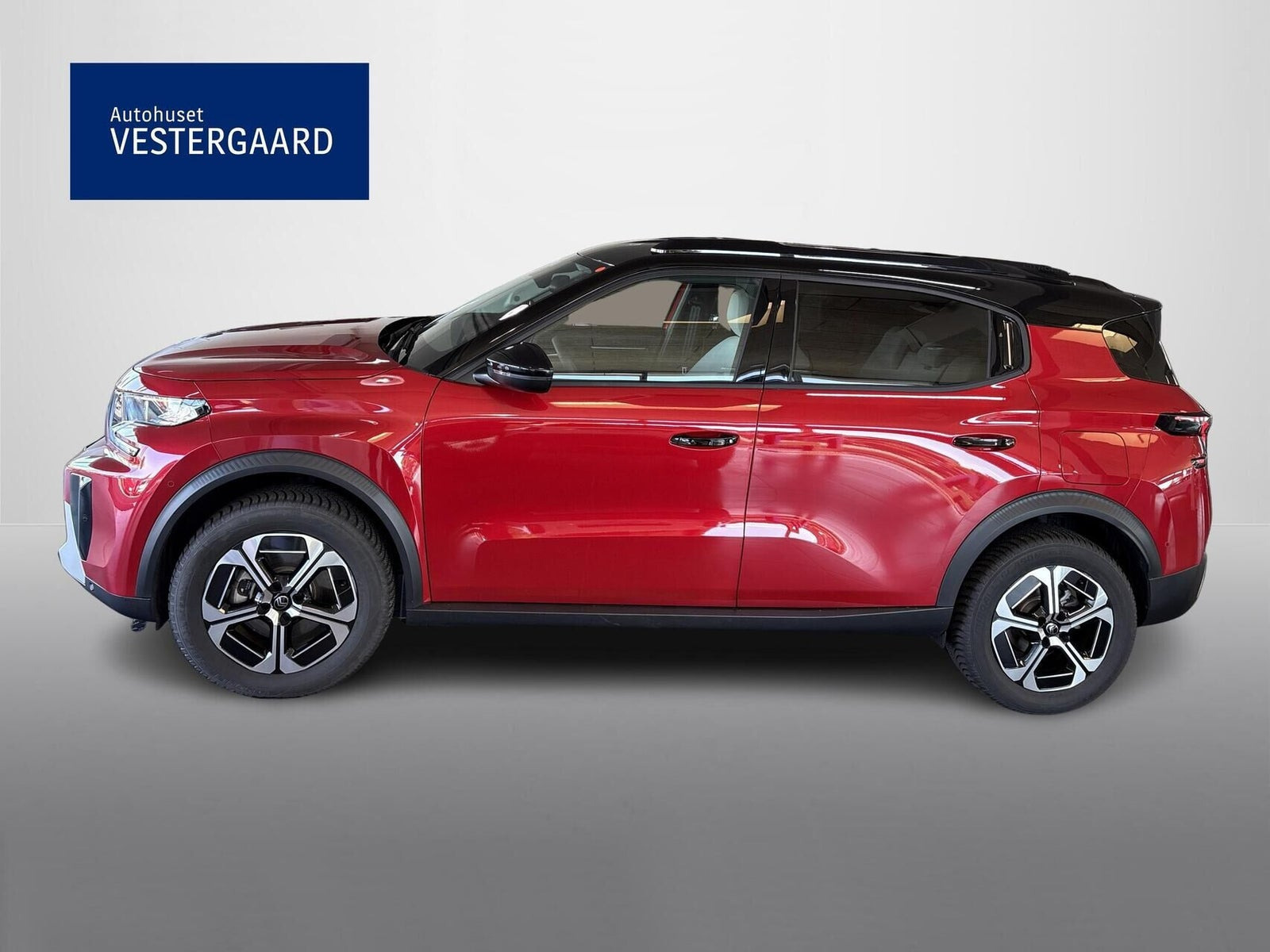Rød Citroën e-C3 Aircross fra 2026