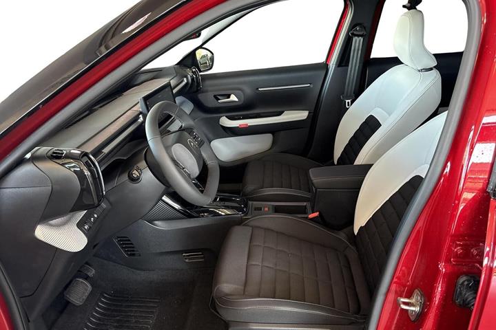 Rød Citroën e-C3 Aircross fra 2026