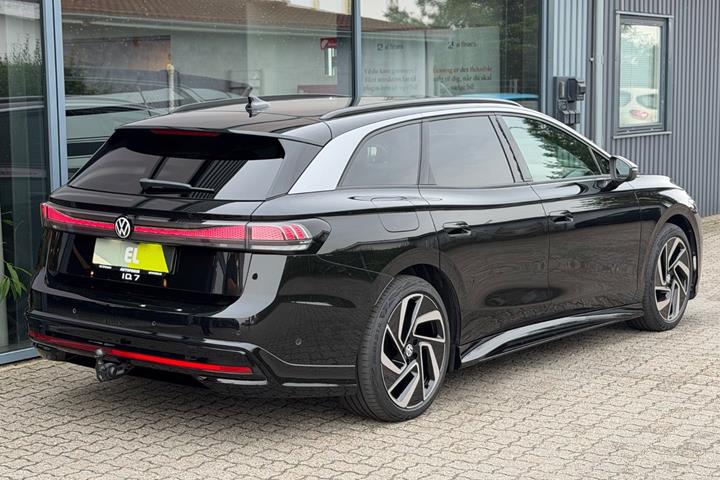 Sort VW ID.7 fra 2024