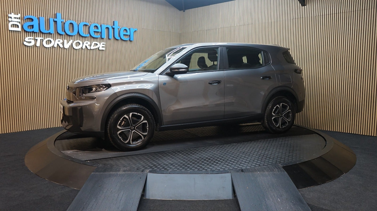 Grå Citroën e-C3 Aircross fra 2025
