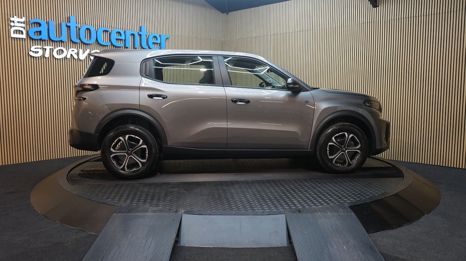 Grå Citroën e-C3 Aircross fra 2025