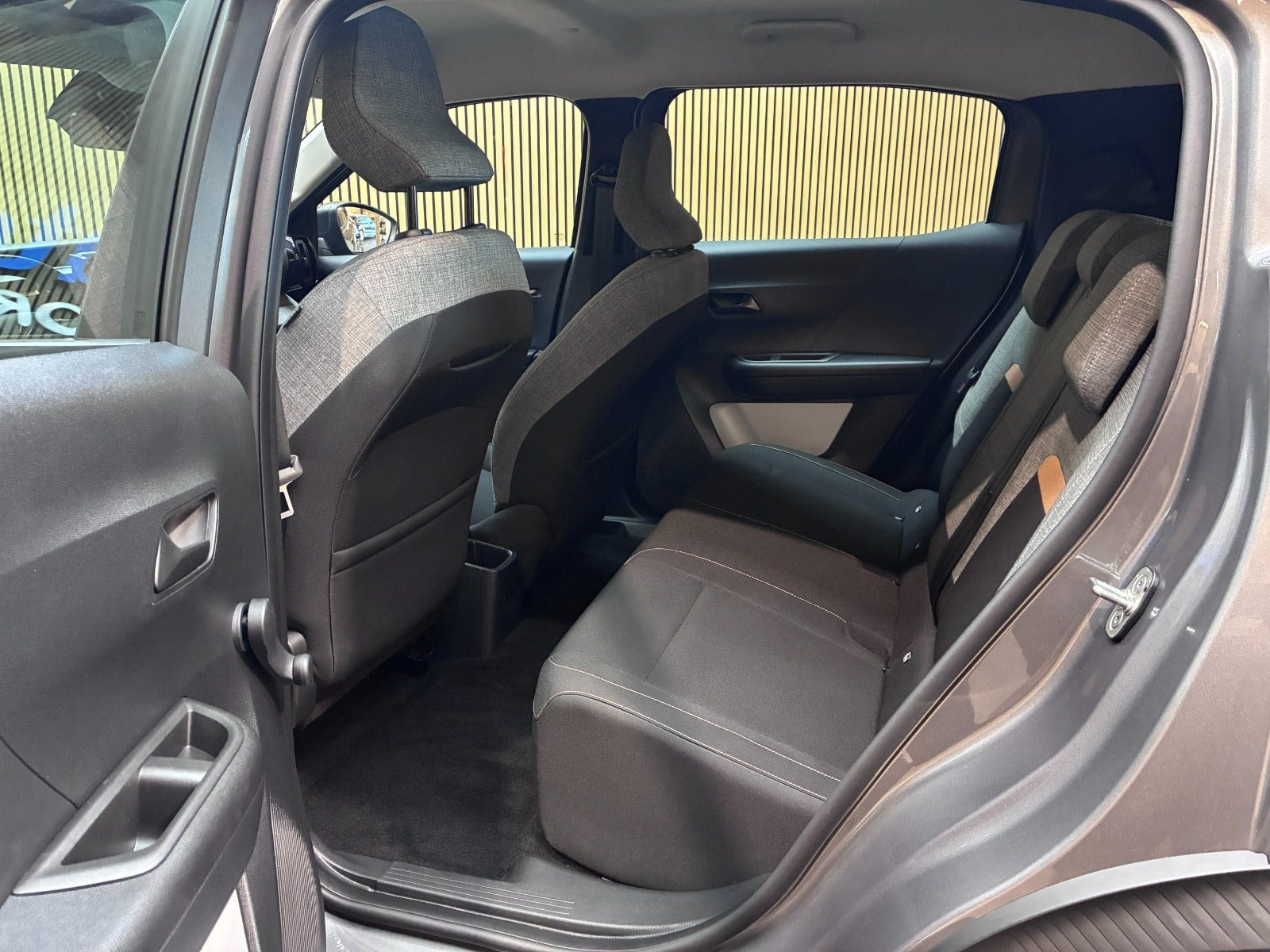 Grå Citroën e-C3 Aircross fra 2025