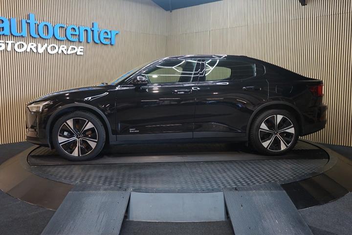 Sort Polestar 2 fra 2024