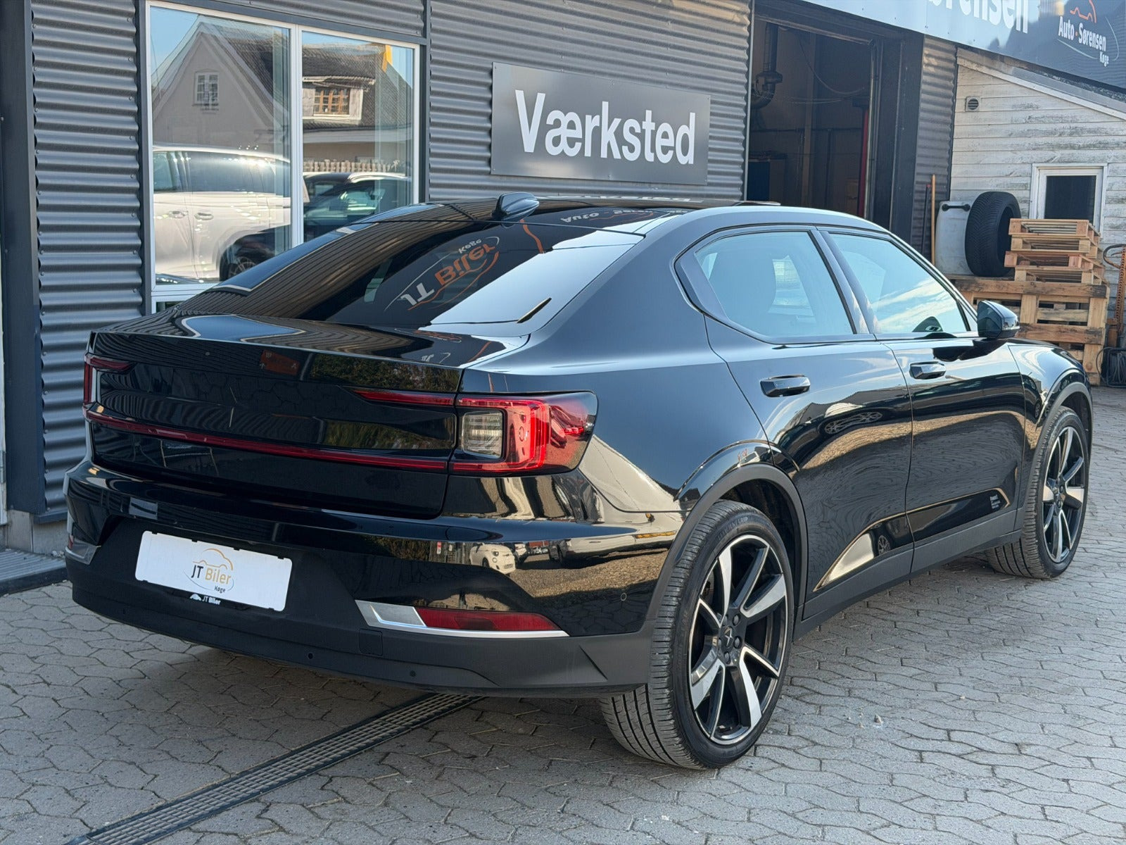 Sort Polestar 2 fra 2020