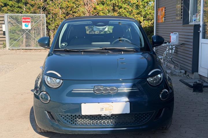 Grøn Fiat 500e fra 2022