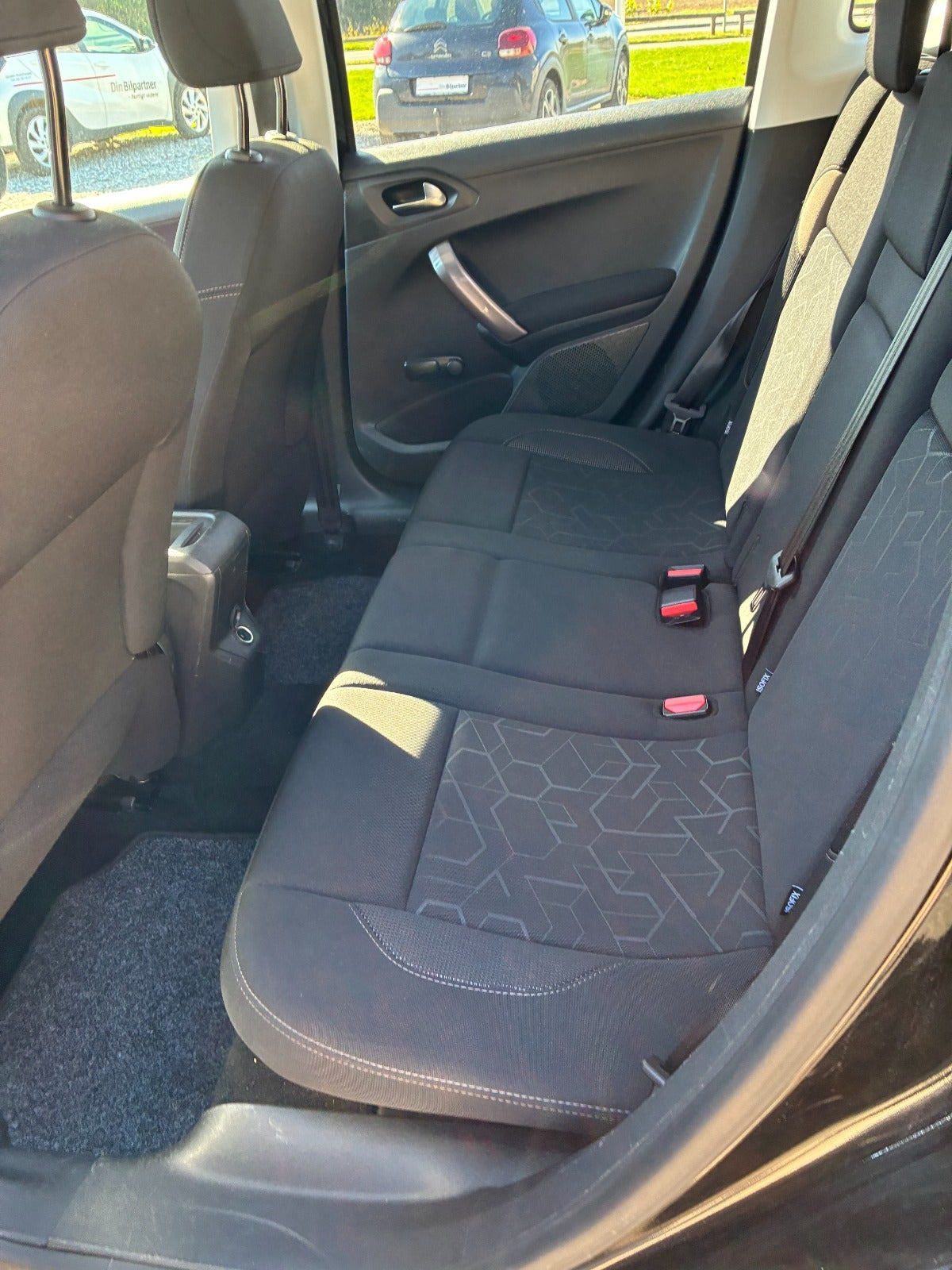 undefined Peugeot 2008 fra 2016