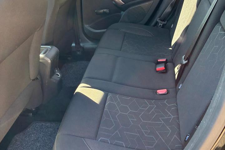 undefined Peugeot 2008 fra 2016