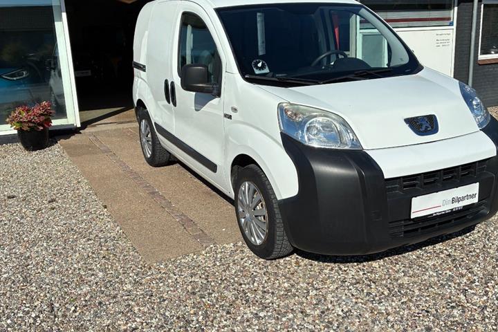 undefined Peugeot Bipper fra 2016 set udefra