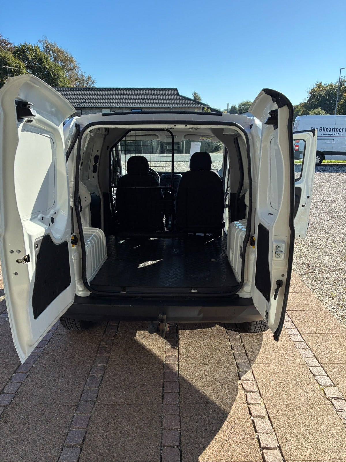 undefined Peugeot Bipper fra 2016 set indefra