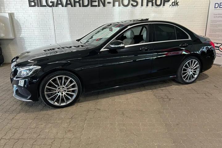 Sort Mercedes C250 fra 2015