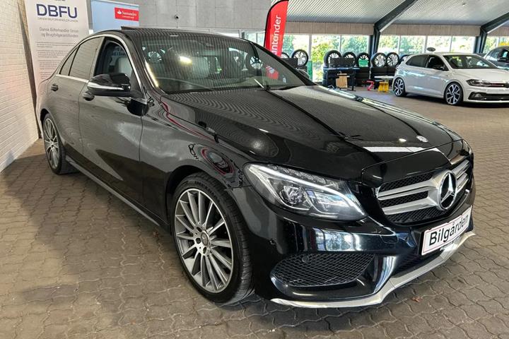Sort Mercedes C250 fra 2015
