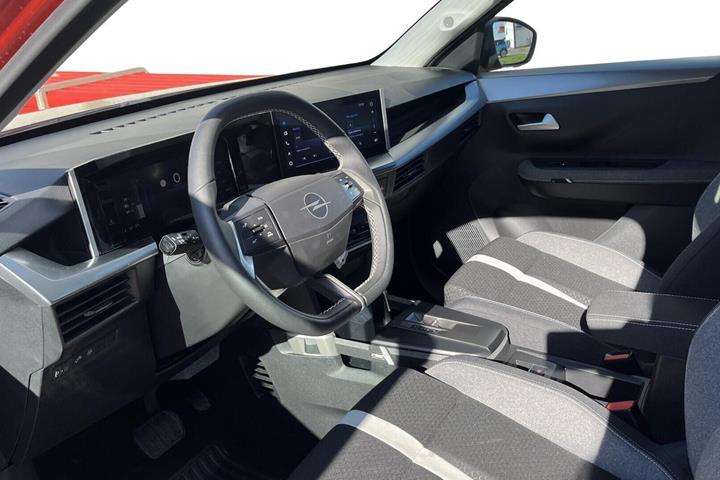 Orange Opel Frontera fra 2025