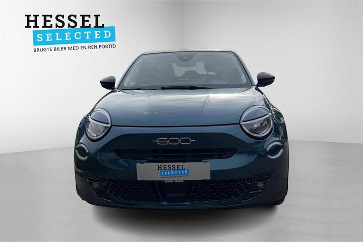 Grøn Fiat 600e fra 2024