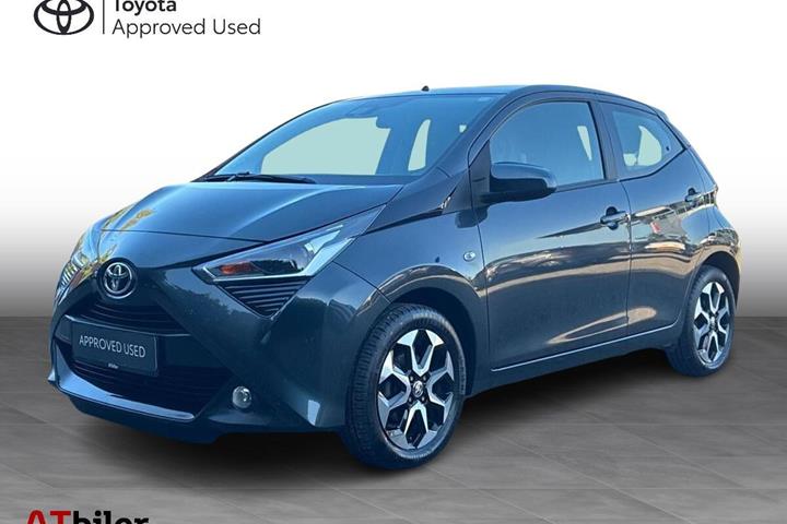 Sort Toyota Aygo fra 2020