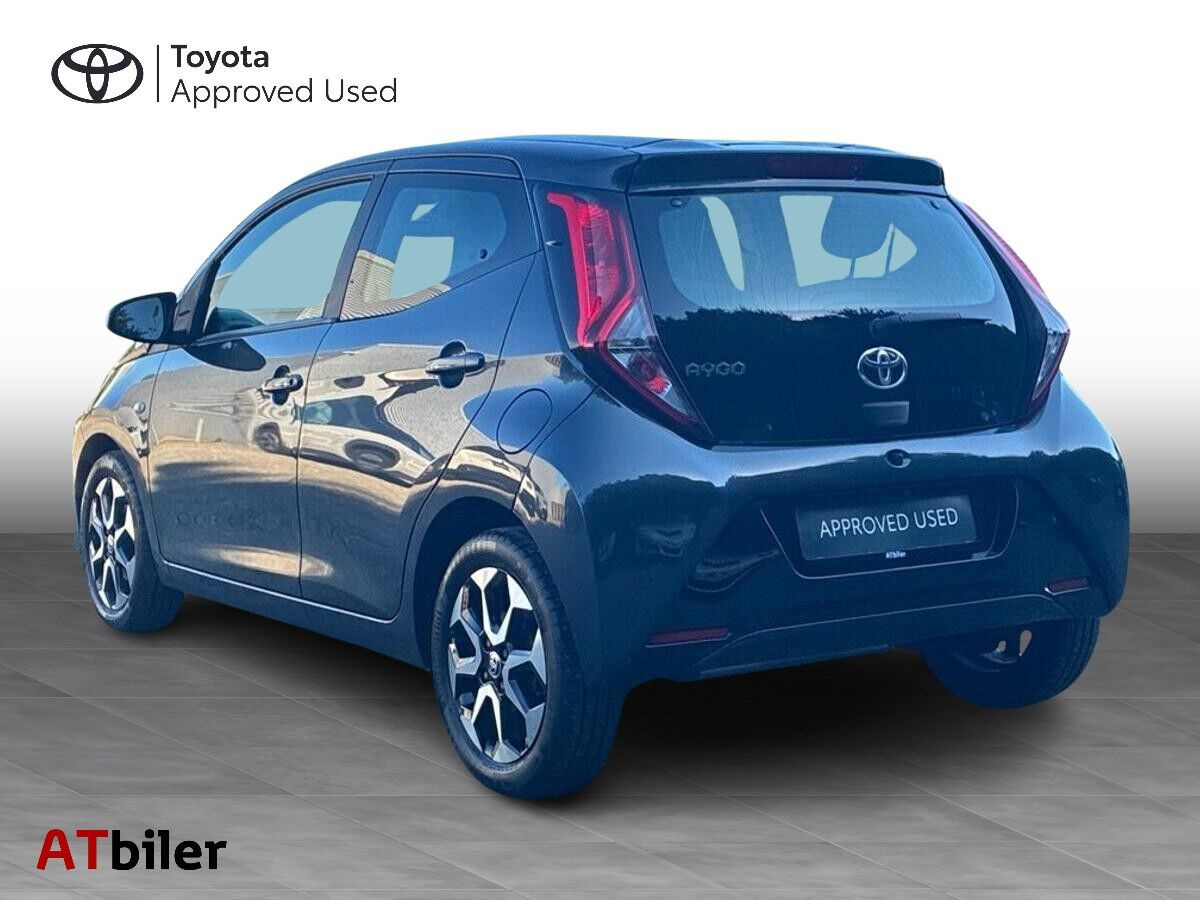 Sort Toyota Aygo fra 2020