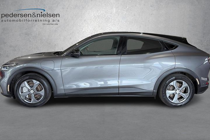 Sort Ford Mustang Mach-E fra 2023