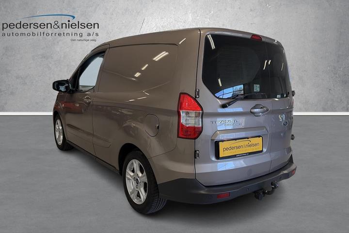 Grå Ford Transit Courier fra 2022
