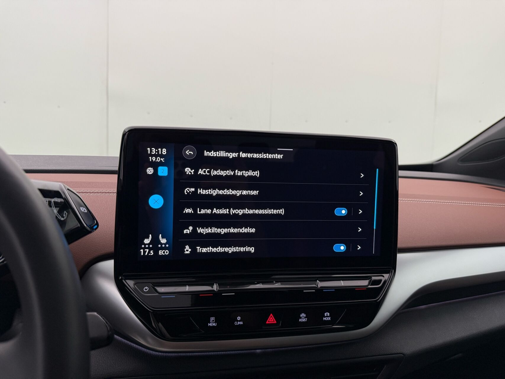 Grå VW ID.5 fra 2023