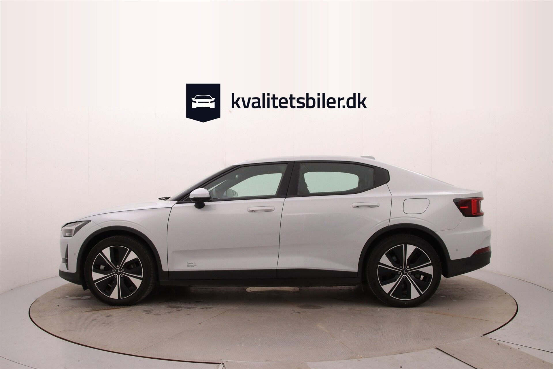 Sølv Polestar 2 fra 2022