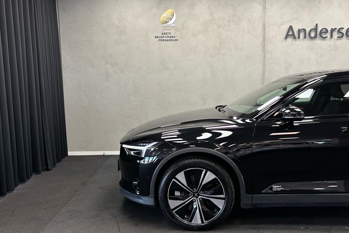 Sort Polestar 2 fra 2023