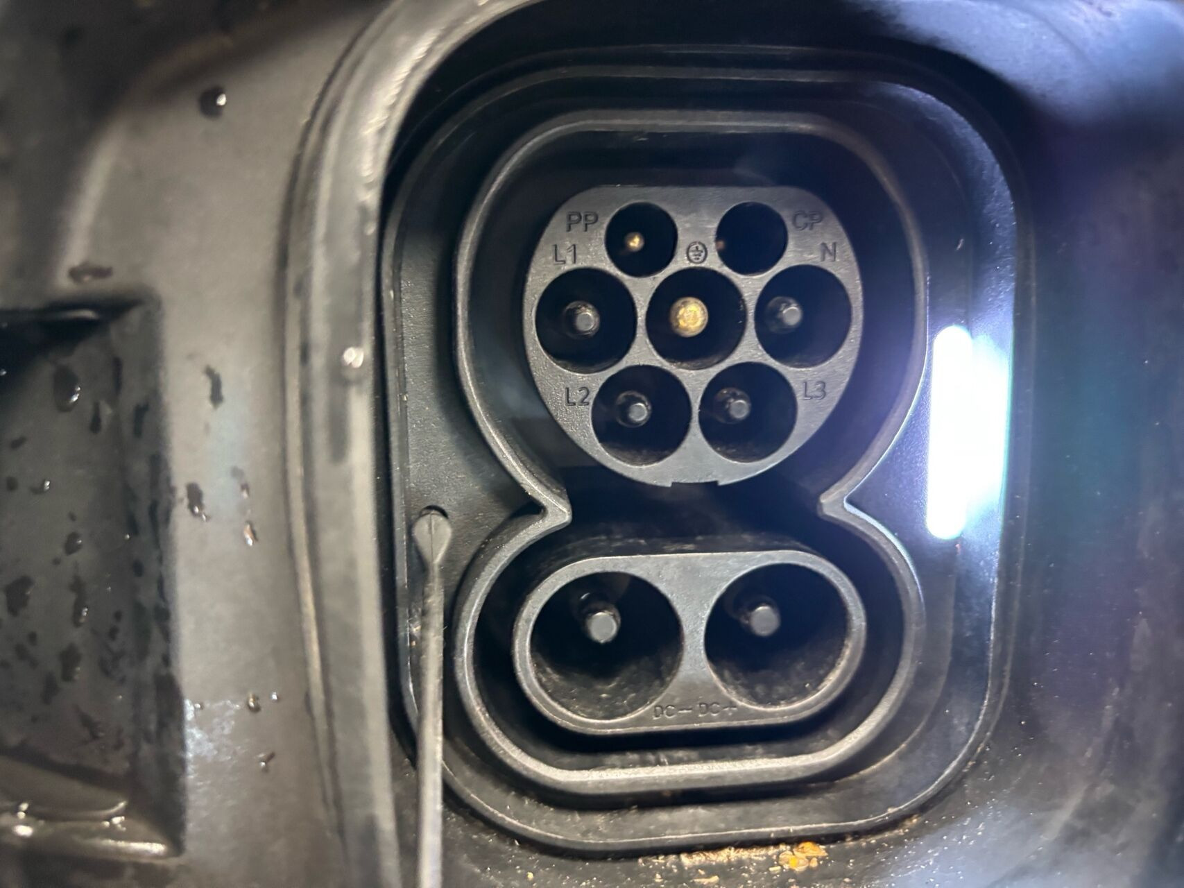 Sort Polestar 2 fra 2023