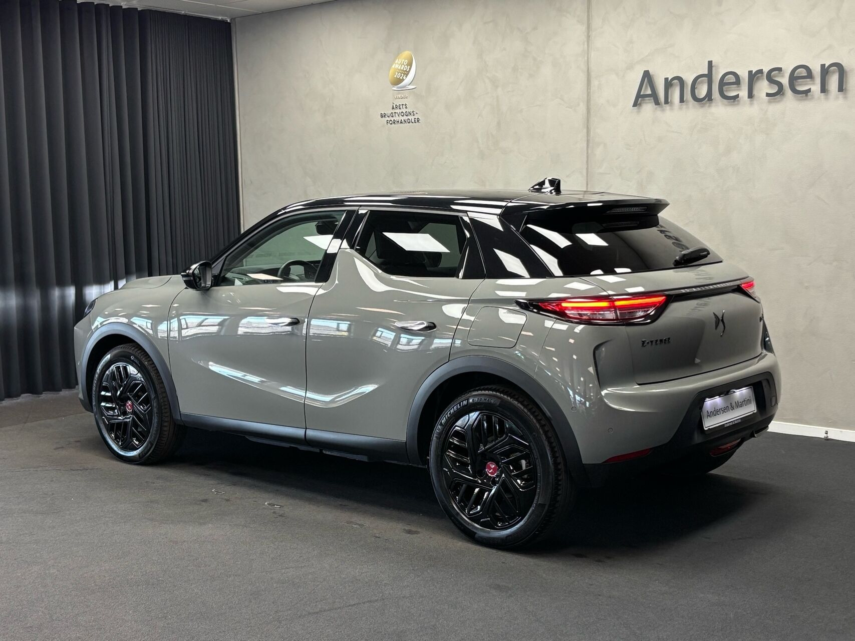Grå DS DS 3 CrossBack fra 2023