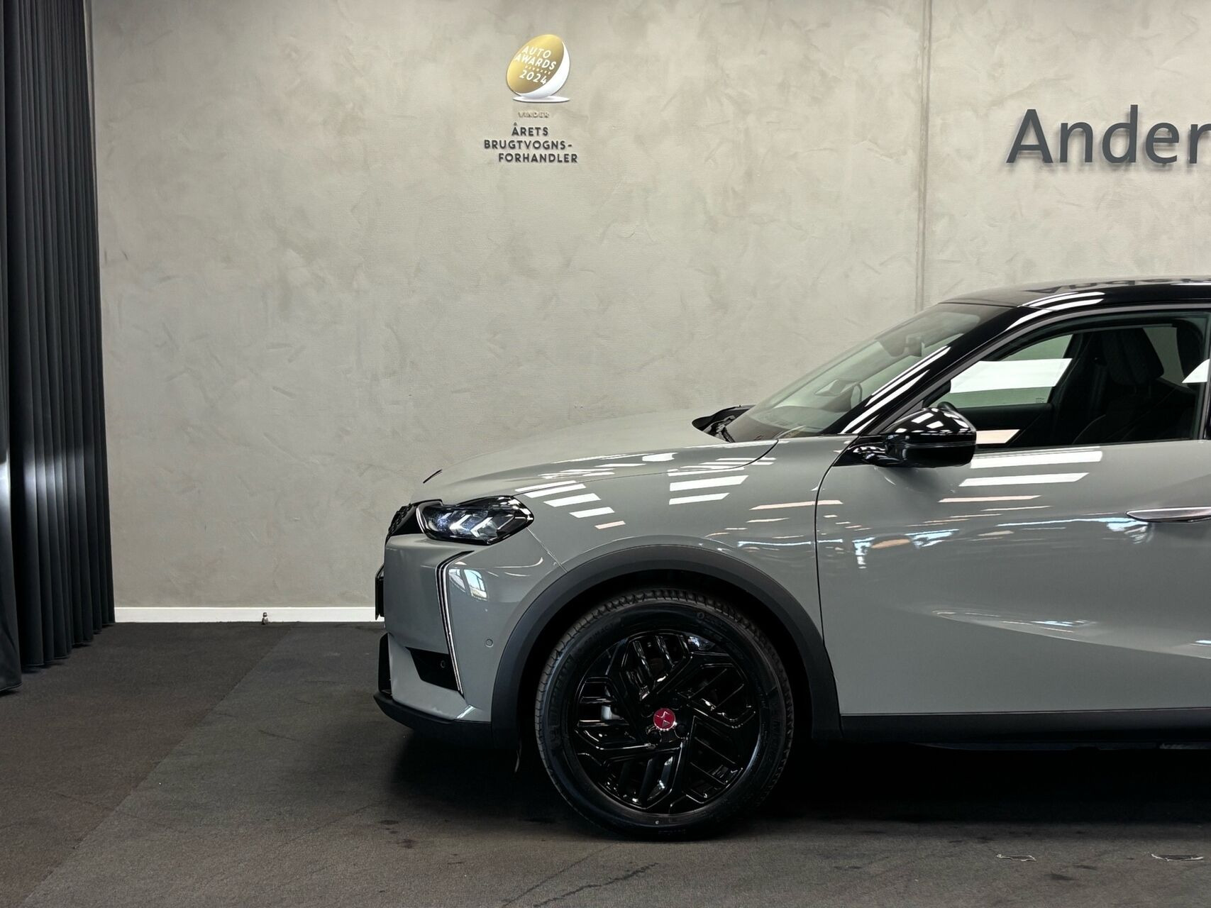 Grå DS DS 3 CrossBack fra 2023