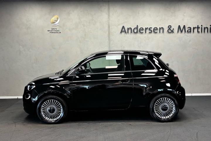Sort Fiat 500e fra 2023