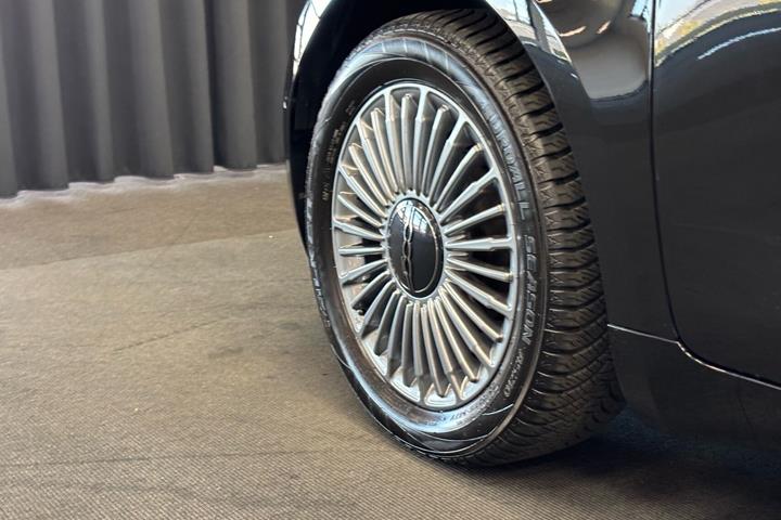 Sort Fiat 500e fra 2023