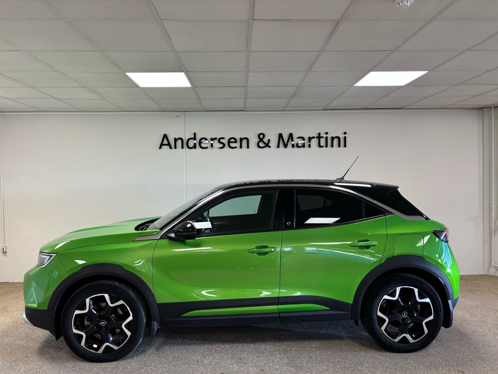 Grøn Opel Mokka-e fra 2021