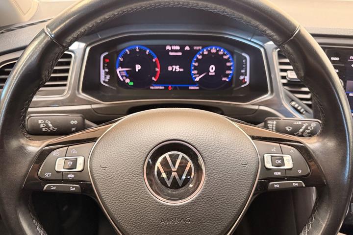 Grå VW T-Roc fra 2021