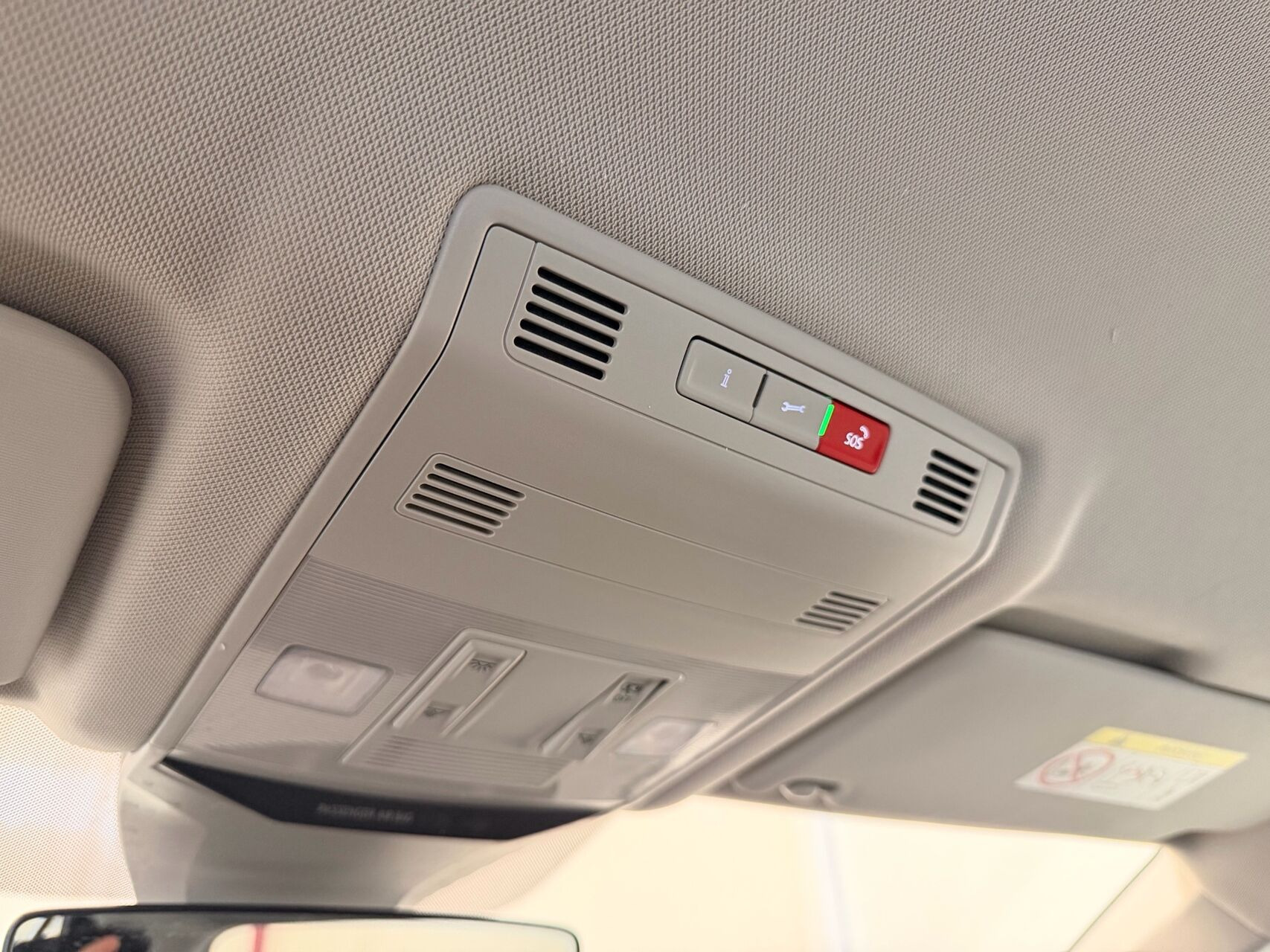 Grå VW T-Roc fra 2021