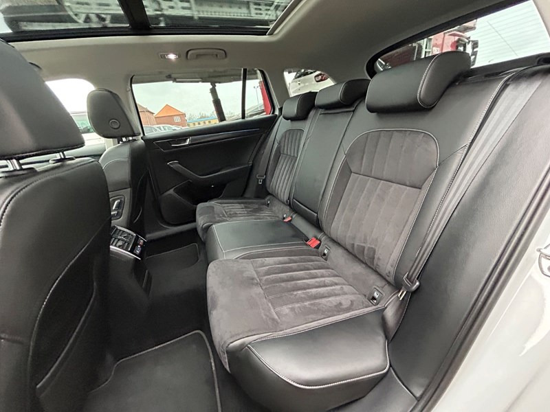 undefined Skoda Superb fra 2020