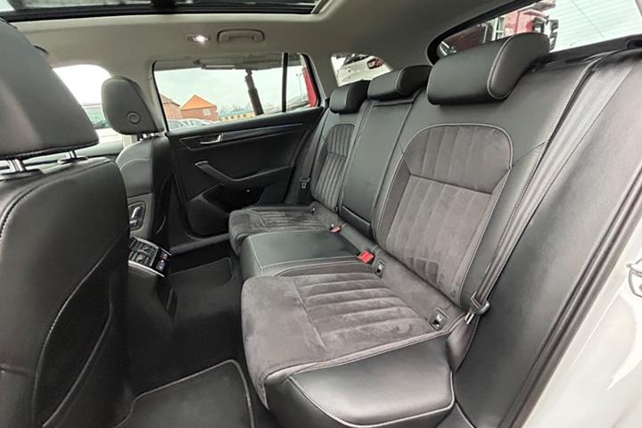 undefined Skoda Superb fra 2020