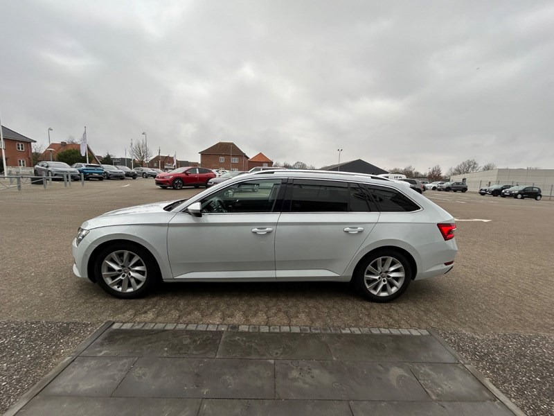 undefined Skoda Superb fra 2020