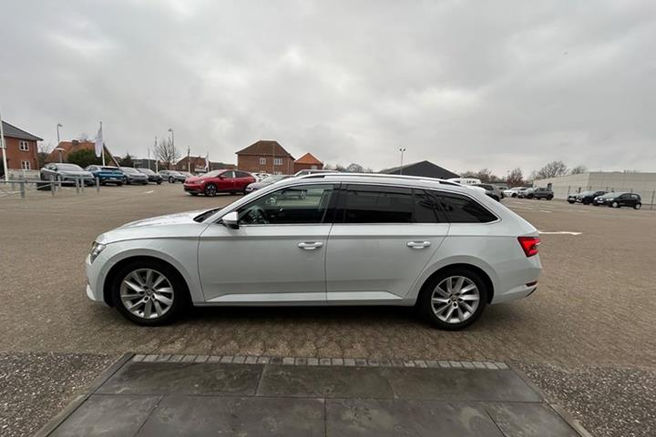 undefined Skoda Superb fra 2020
