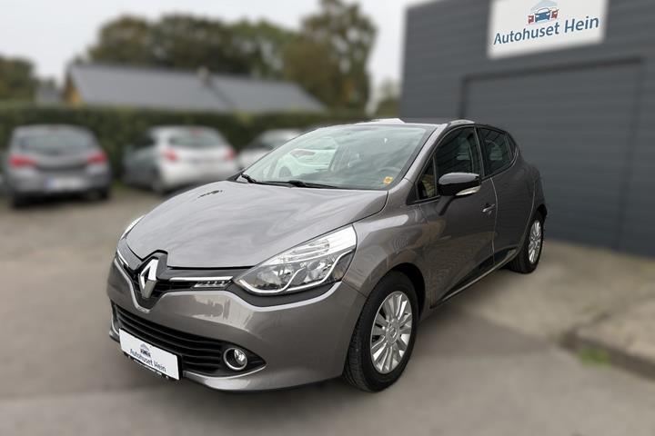 Grå Renault Clio IV fra 2016