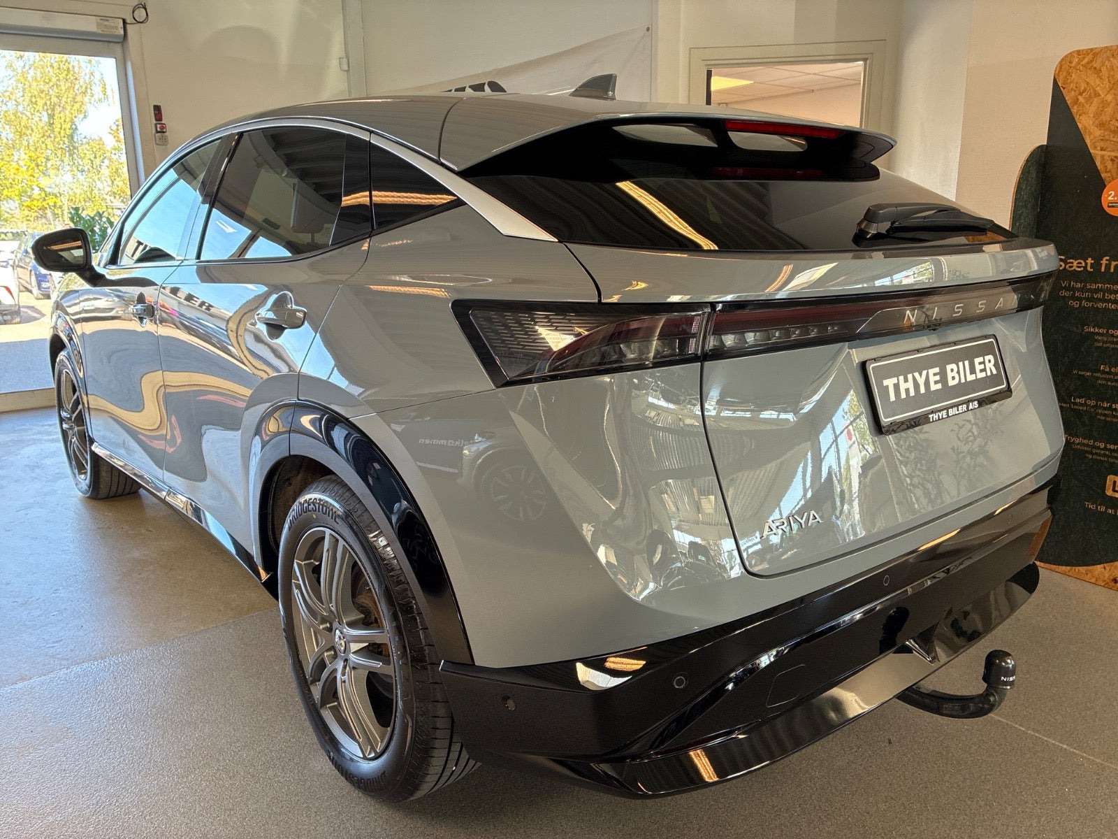 Grå Nissan Ariya fra 2022