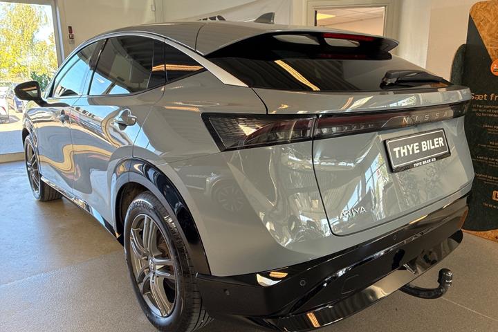 Grå Nissan Ariya fra 2022